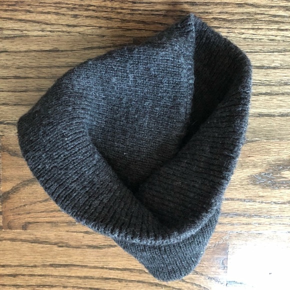 Zara Baby Boy Knit Hat and Scarf - Picture 7 of 10